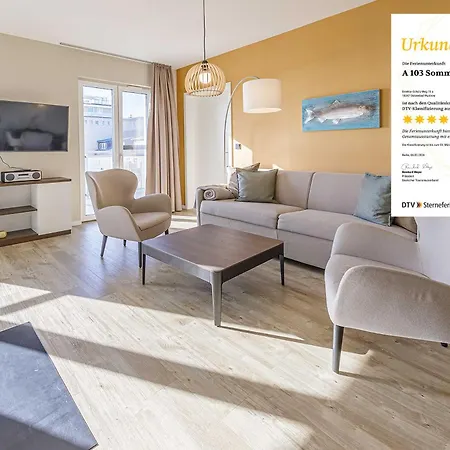 Alte Seefahrtschule Am Ostseestrand 欧巴德伍斯图