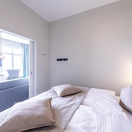 Alte Seefahrtschule Am Ostseestrand *