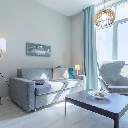 Alte Seefahrtschule Am Ostseestrand *