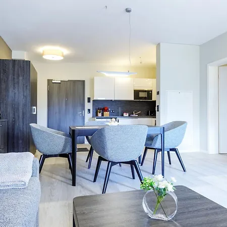 Alte Seefahrtschule Am Ostseestrand * 欧巴德伍斯图